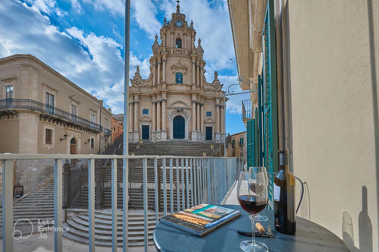 Piazza Duomo 36 Hotel Ragusa Bagian luar foto