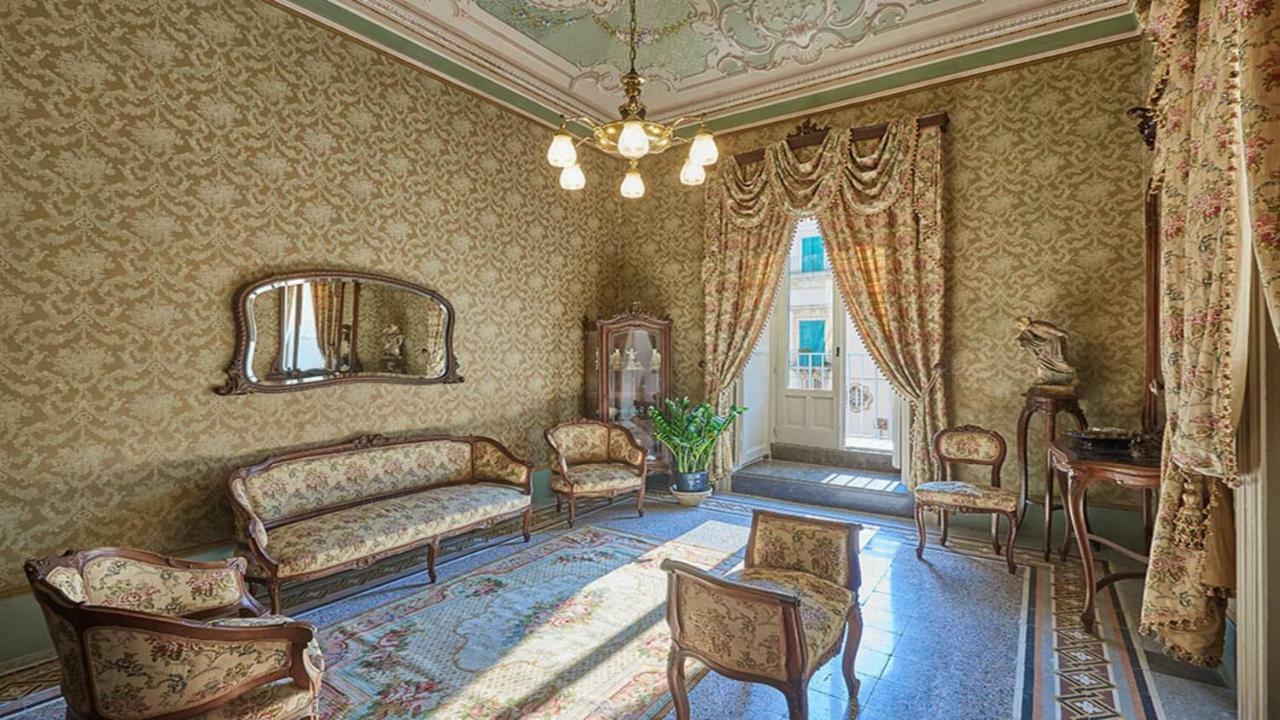 Piazza Duomo 36 Hotel Ragusa Bagian luar foto